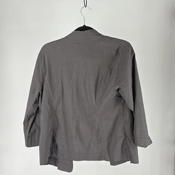 Stylish Lightweight Eileen Fisher Gray Jacket - Picture 4 of 4